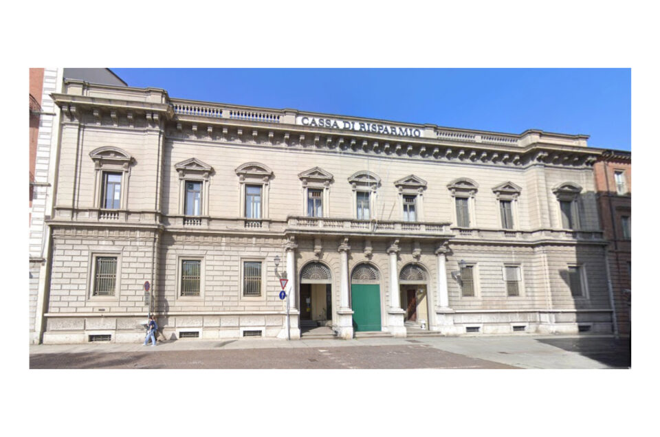 Il Palazzo della Cassa di Risparmio di Alessandria: il Novecento di Muzio e la Pietra di Aurisina