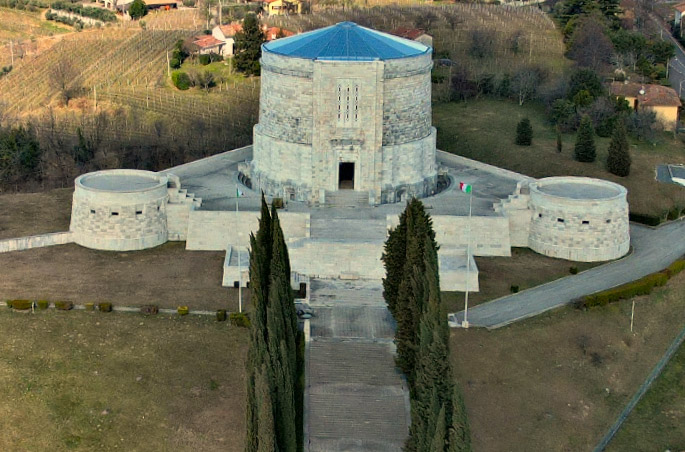 Il Mausoleo di Oslavia – Un monumento all’imperitura memoria dei caduti