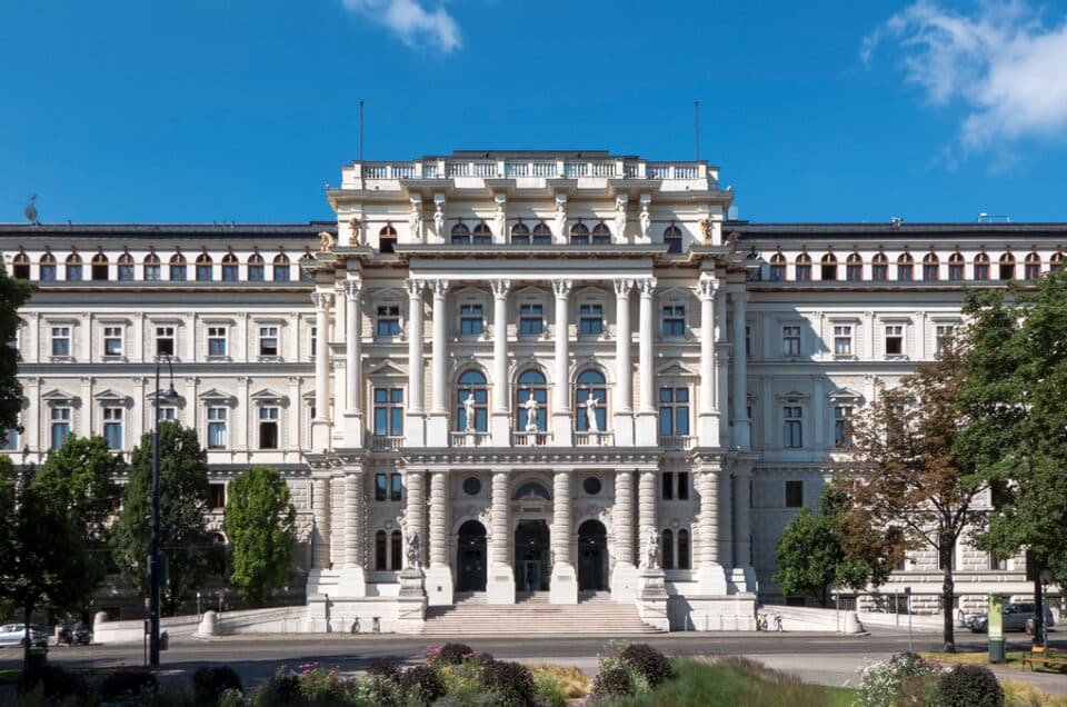 Il Palazzo di Giustizia di Vienna: Un Monumento Giudiziario in Stile Neorinascimentale